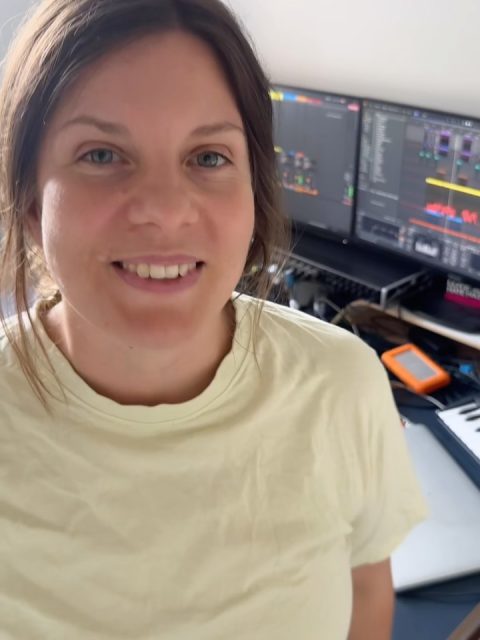Me when trying to announce a gig in German 😆🤯 but I’m really really excited to come to Altenkirchen for “Tanz im Wald” on August 8th! Such a lovely crew and the line up speaks for itself! Going to be a lot of fun, this one 🥰 gonna test out a bunch of new tracks, let’s rage 😤
@wbc_event_gbr 
@boxenluderz 
@dominikeulberg 
@andreashenneberg 
@johnjbailey 
@jack_disout 
@tobirech 
@snoe_music 
@bornto.dance_agency